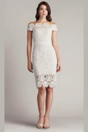 Tadashi Shoji CDY24271M - Scalloped Embroidered Dress