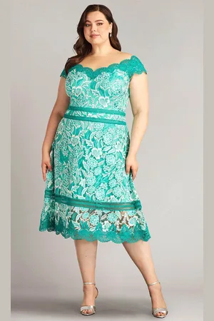 Tadashi Shoji CDP18113MDQ - Nance Scalloped Lace Dress - PLUS SIZE