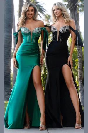 Portia and Scarlett PS25238 - Sweetheart Rhinestone Evening Dress