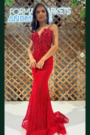 Portia and Scarlett PS25152 - Applique Bodice Prom Dress