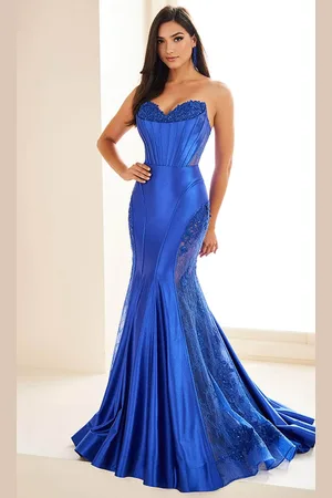 Ellie Wilde EW36010 - Sweetheart Illusion Lace Prom Dress