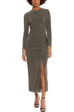 Donna Morgan D9154M - Fitted Bodice Long Sleeve Long Dress