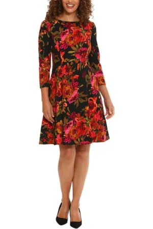 London Times T7018M - Floral Printed Jewel Neck Cocktail Dress