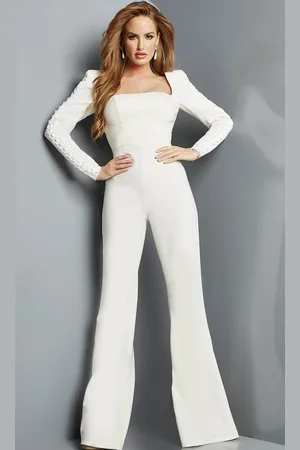 JOVANI 09588 - Lace-Up Long Sleeve Jumpsuit
