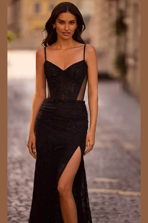La Femme 32529 - V-Neck Stretch Lace Prom Gown