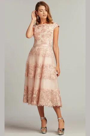 Tadashi Shoji BLA19999MD - Adriane Floral Embroidered Tea-Length Dress