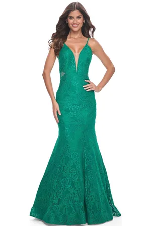 La Femme 32315 - V-Neck Lace Mermaid Prom Gown