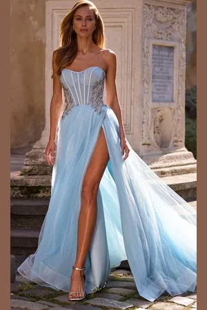 La Femme 32767 - Strapless Tulle Prom Gown