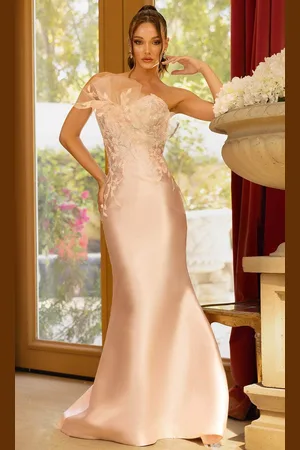 Terani Couture 242E3164 - Sweetheart Foliage Embroidered Evening Gown