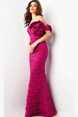 JOVANI 38947 - Ruched Single Off-Shoulder Prom Gown