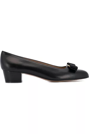 Salvatore Ferragamo Vara bow pumps