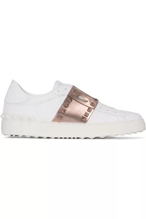 VALENTINO GARAVANI Rockstud Untitled leather sneakers