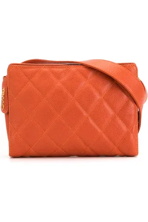 CHANEL 1997 diamond-quilted belt bag