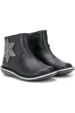 Camper Star appliqué leather boots