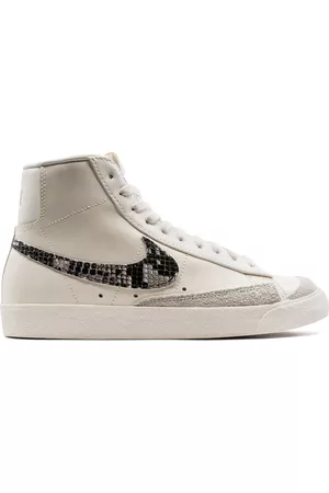 Nike Blazer Mid ‘77 “Sail/Snakeskin” sneakers