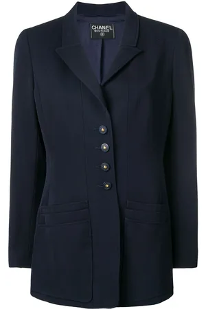 CHANEL Layered pockets blazer
