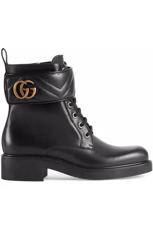 Gucci Logo-plaque ankle boots