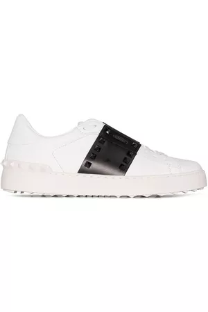 VALENTINO GARAVANI Rockstud Untitled leather sneakers