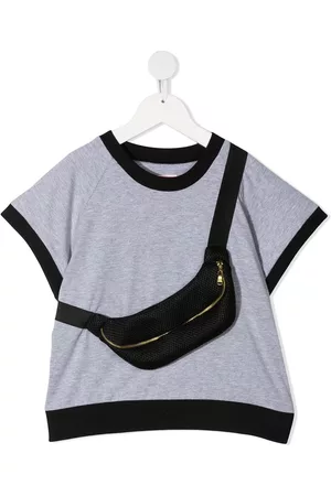 Wauw Capow by Bangbang Ray pouch detail T-shirt