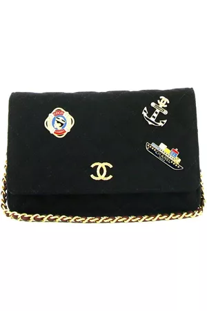 CHANEL Women Wallets - Diamond-quilted motifs wallet-on-chain