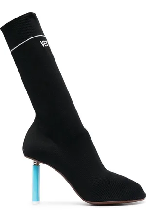 Vetements Pointed sock-style boots