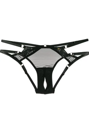 Something Wicked Nina briefs