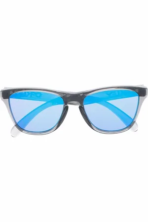 Oakley Mirrored-lense sunglasses