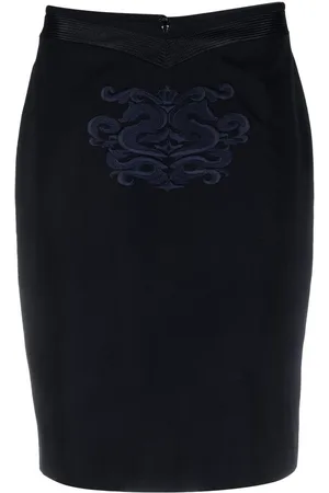 Gianfranco Ferré 1990s embroidery-detailed pencil skirt