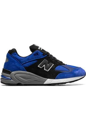 New Balance 990v2 sneakers