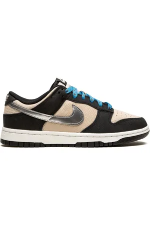 Nike Dunk Low "Starry Laces" sneakers