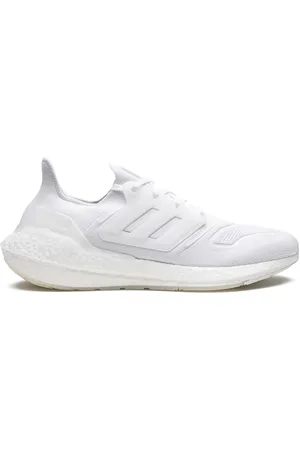 adidas Ultraboost 22 sneakers