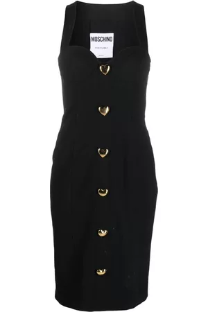 dress with buttons