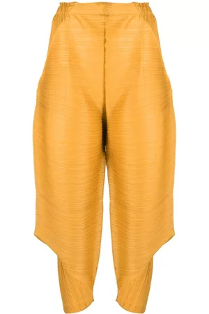 PLEATS PLEASE ISSEY MIYAKE Cropped pleated trousers