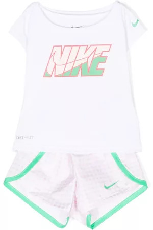 Nike Shorts - Check-print contrast-trim shorts