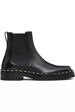 Plastic on sale studded boots