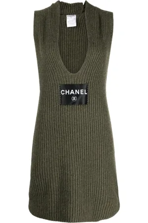 CHANEL 2008 logo-patch sleeveless cashmere dress