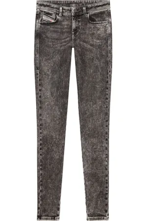 https://images.fashiola.ph/product-list/300x450/farfetch/58476356/2017-slandy-super-skinny-jeans.webp