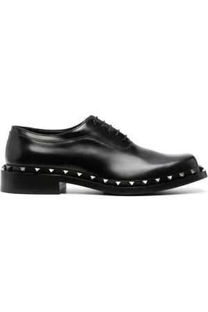 VALENTINO GARAVANI Rockstud leather derby shoes