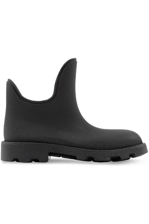 Burberry Textured-finish round-toe boots