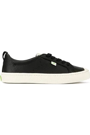 Cariuma | OCA Low White Canvas Black Polka Dots Sneaker Women | 6 US | White Polka Dots