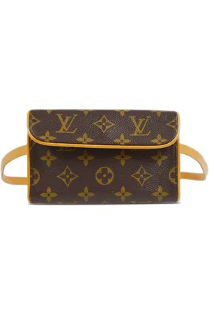 Louis Vuitton 2018 Pre-owned Monogram Galaxy Discovery Belt Bag - Black