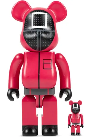 MEDICOM TOY X "Squid Game Guard (Square)" BE@RBRICK 100% and 400% figure set