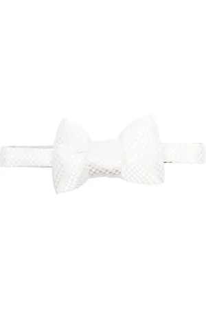 Tom Ford Textured-satin bow tie