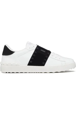 VALENTINO GARAVANI Rockstud Untitled leather sneakers