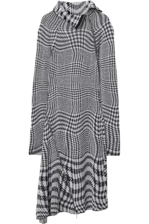Burberry Warped houndstooth-pattern midi dress