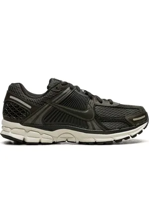 Nike Zoom Vomero 5 sneakers