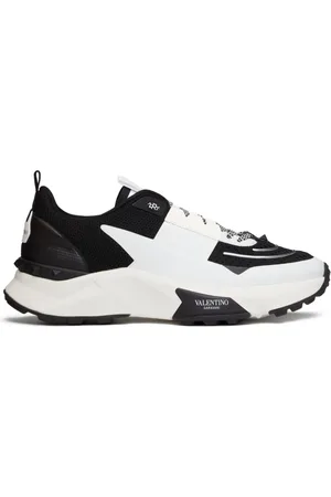 VALENTINO GARAVANI True Act panelled sneakers