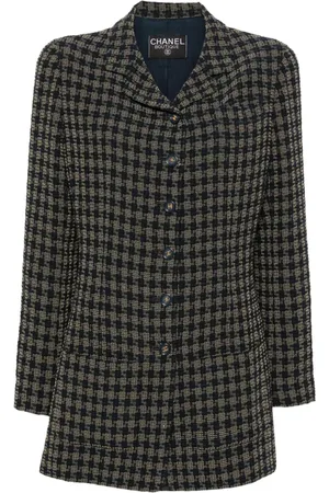 CHANEL 2000s checked tweed blazer