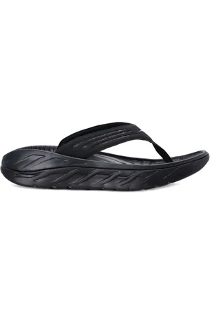 Hoka One One Ora Recovery flip flops