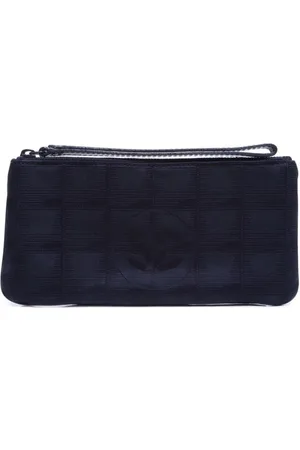CHANEL 2001-2002 Travel line clutch bag